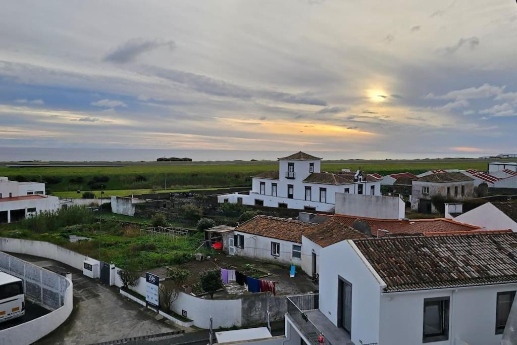 Cozy Sea View Apartment Near City & Airport Ponta Delgada Exterior foto